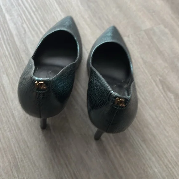 Karl Lagerfeld Paris Royale Pointed Toe pumps Sz 8.5 - Picture 6 of 11